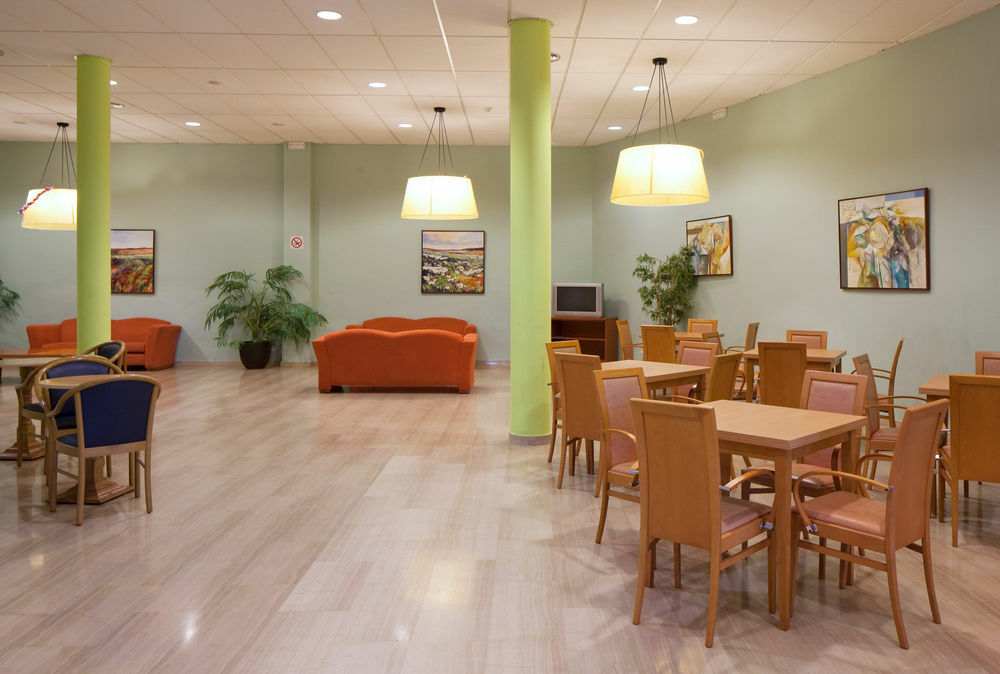 Htop Royal Sun Suites #Htopfun Santa Susanna Eksteriør billede